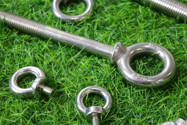 Guide To Stainless Steel j Bolts And Nuts